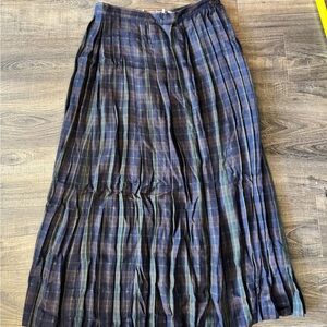 Elegant Plaid Maxi Skirt in Blue and Green